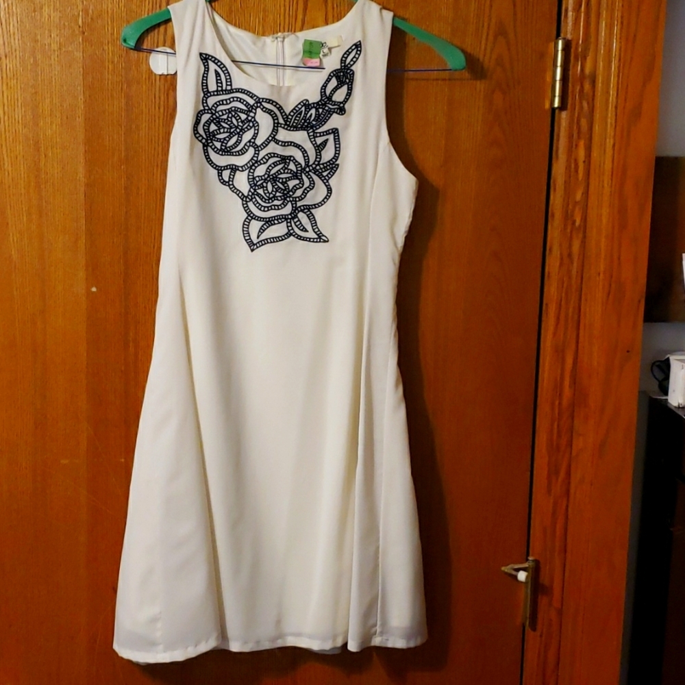 Cream above knee dress size junior L